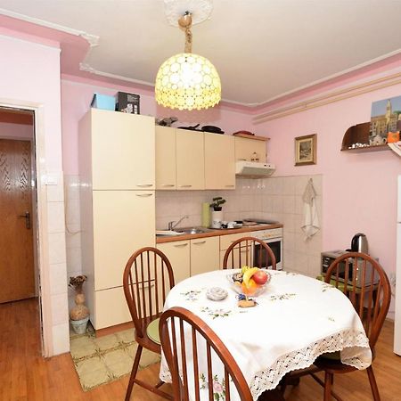 רוביני Apartments Medelin מראה חיצוני תמונה