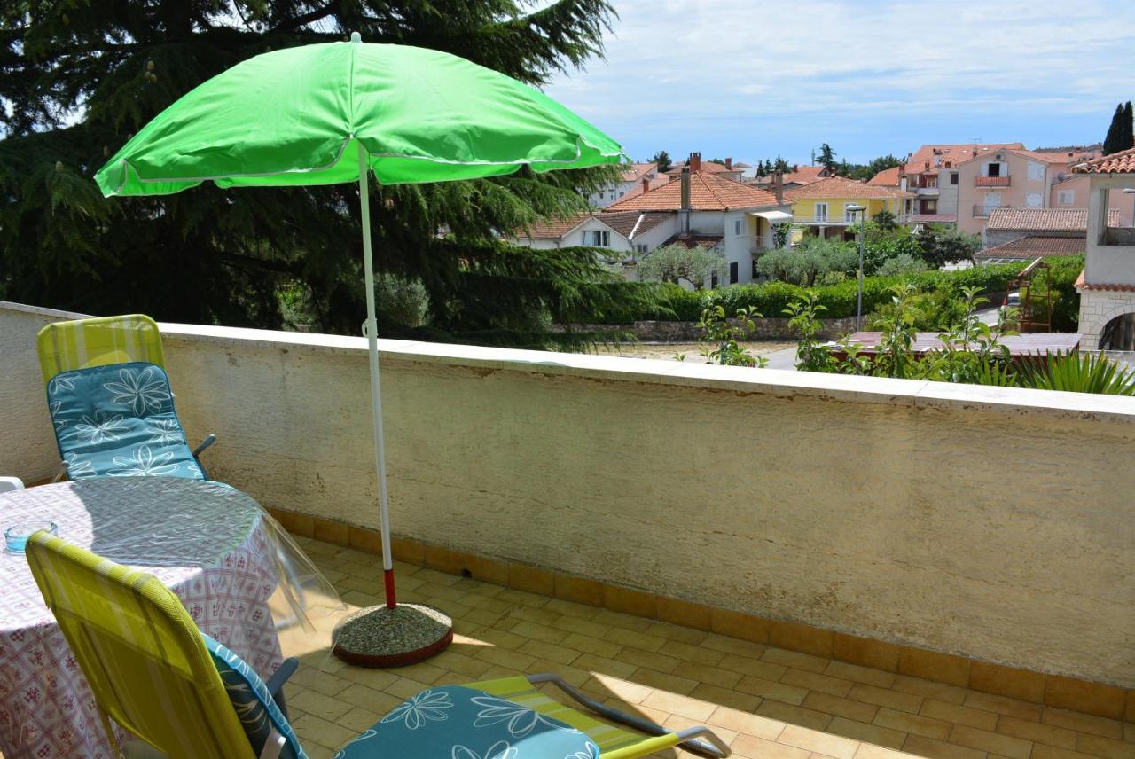 רוביני Apartments Medelin מראה חיצוני תמונה