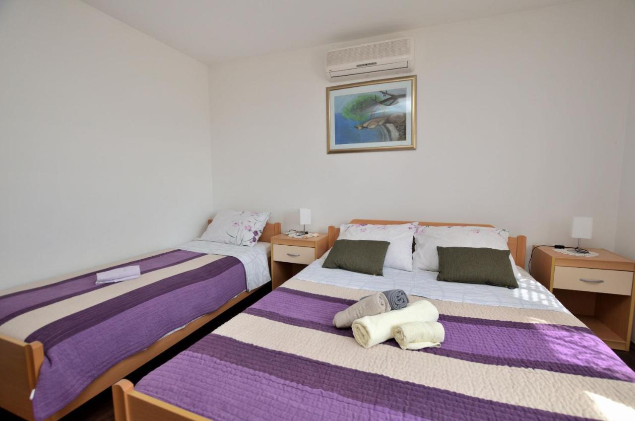 רוביני Apartments Medelin מראה חיצוני תמונה