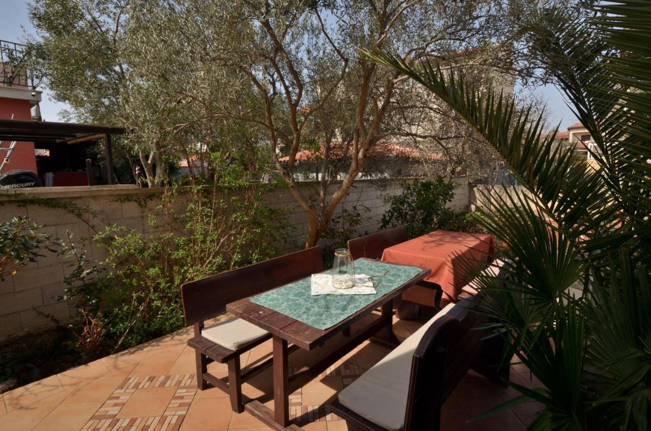 רוביני Apartments Medelin מראה חיצוני תמונה