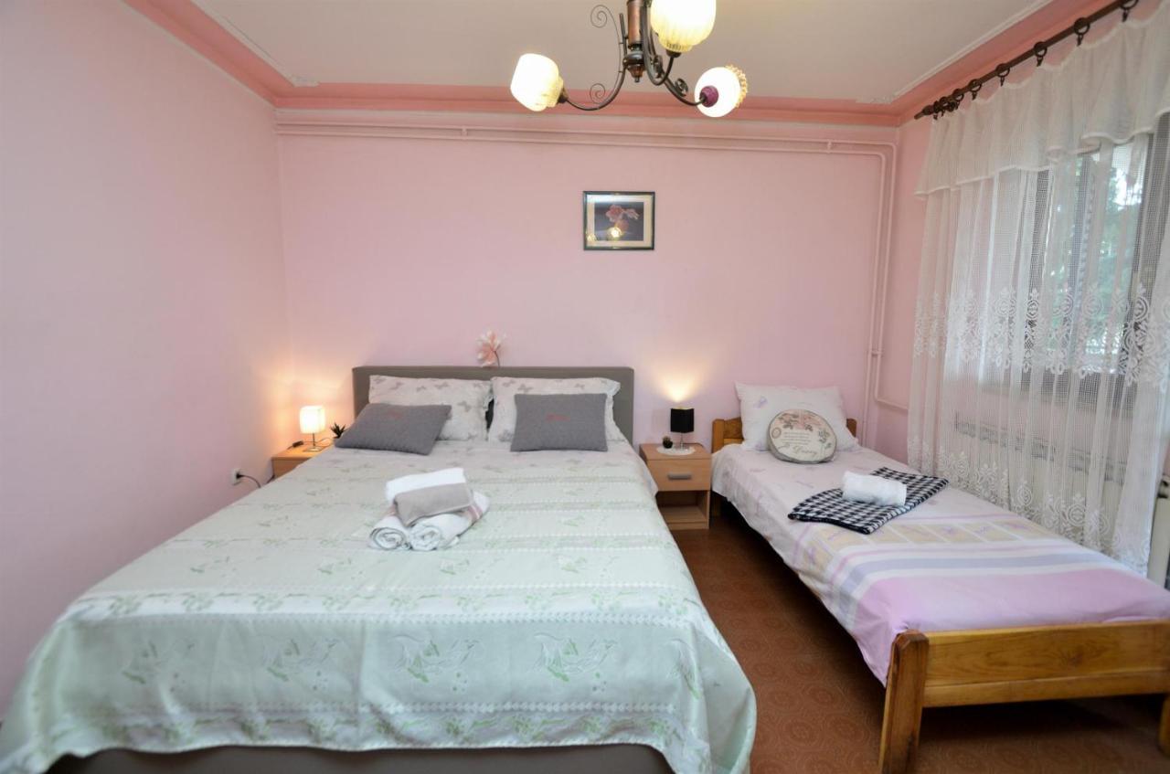 רוביני Apartments Medelin מראה חיצוני תמונה